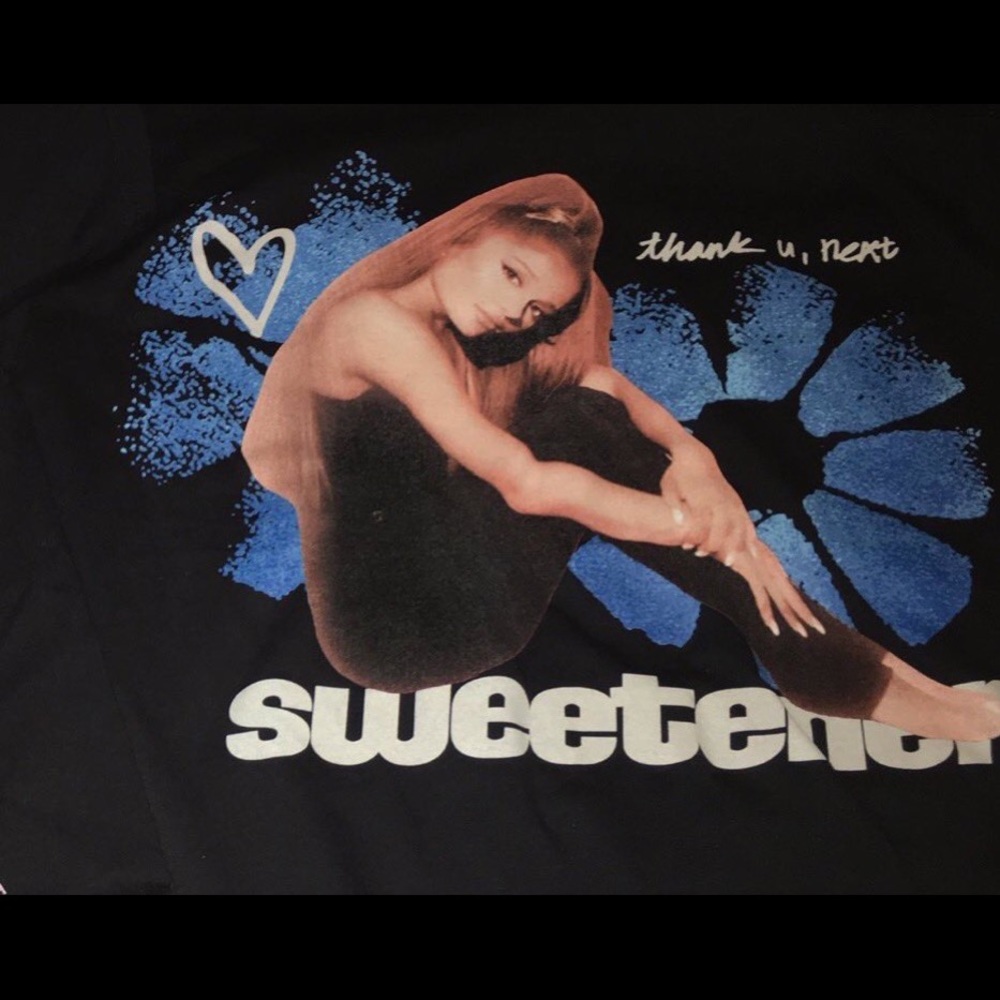 ariana grande swt merch any size
